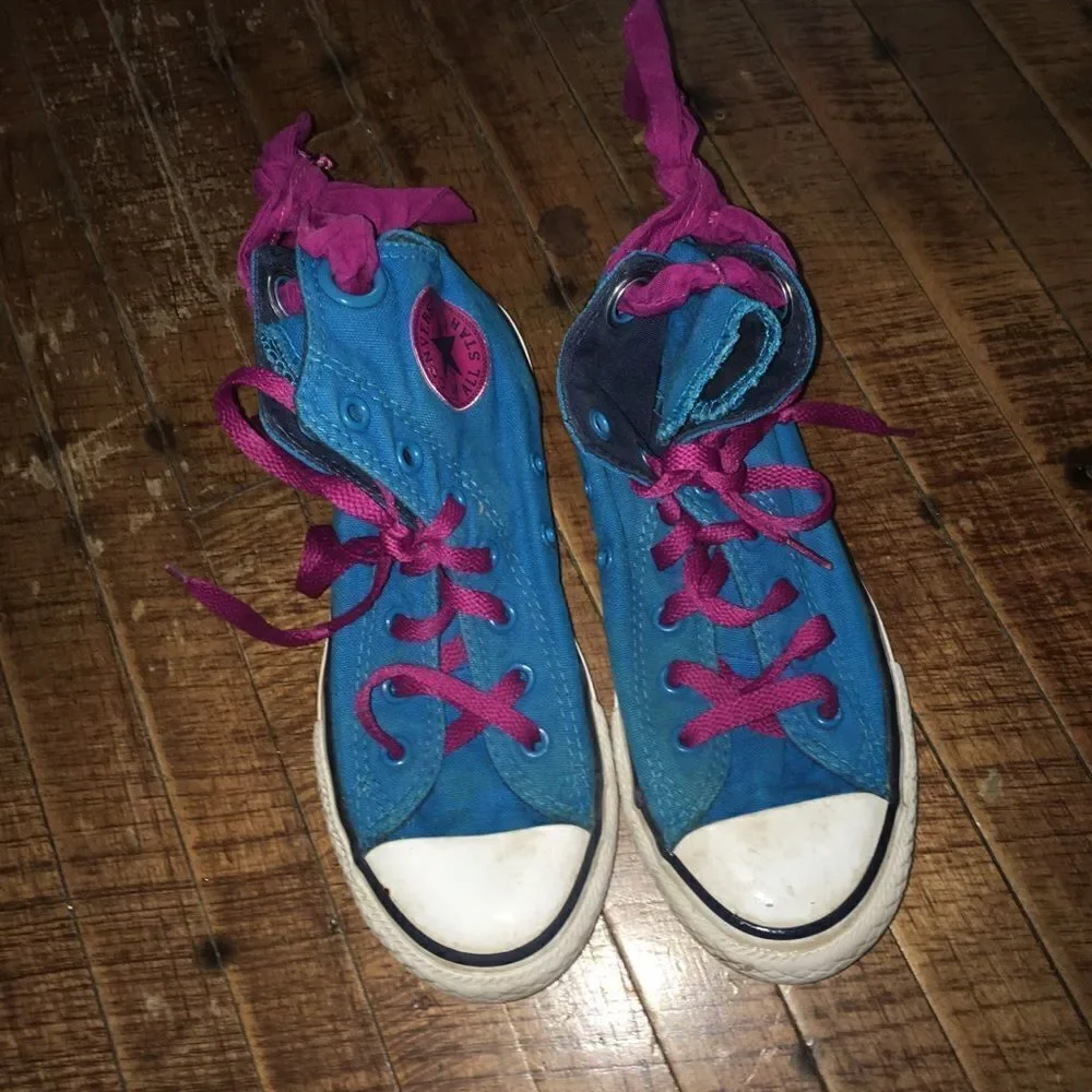 Converse blue and purple bow high top sneakers